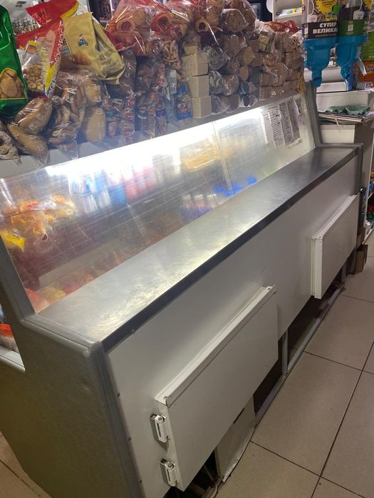 Ветринный холодильник