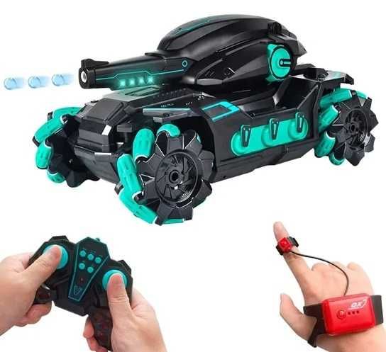 Большой Танк, стреляющий Водяными бомбочками-орбизами. Tank Fight