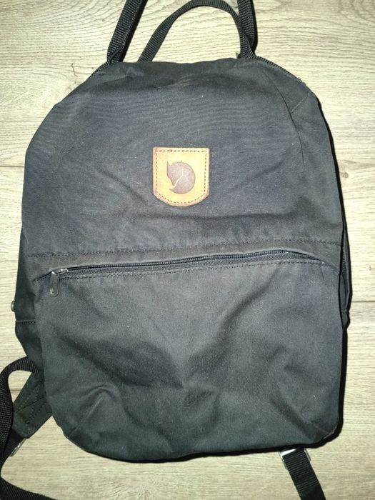Pantaloni FjallRaven mărime 46 și rucsac greenland