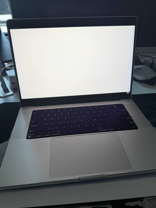 MacBook Pro 16'' (M4 Pro 14CPU, 24Gb, 512Gb, 20GPU)