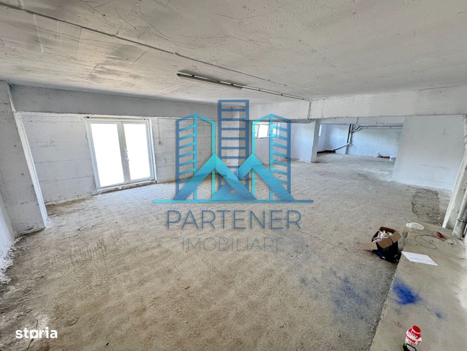 Spațiu comercial 345mp, Pacurari, parter, parcare