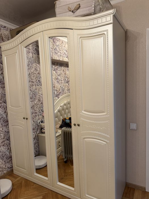 продам спальный гарнитур