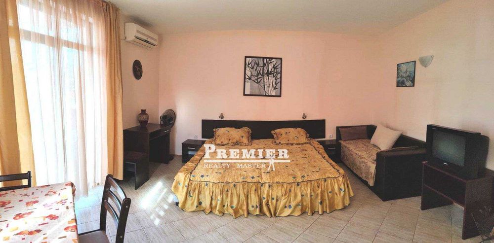 Продава се Едностаен апартамент в к.к. Слънчев бряг - 51 кв.м за 1040 €/кв.м - Снимка #3