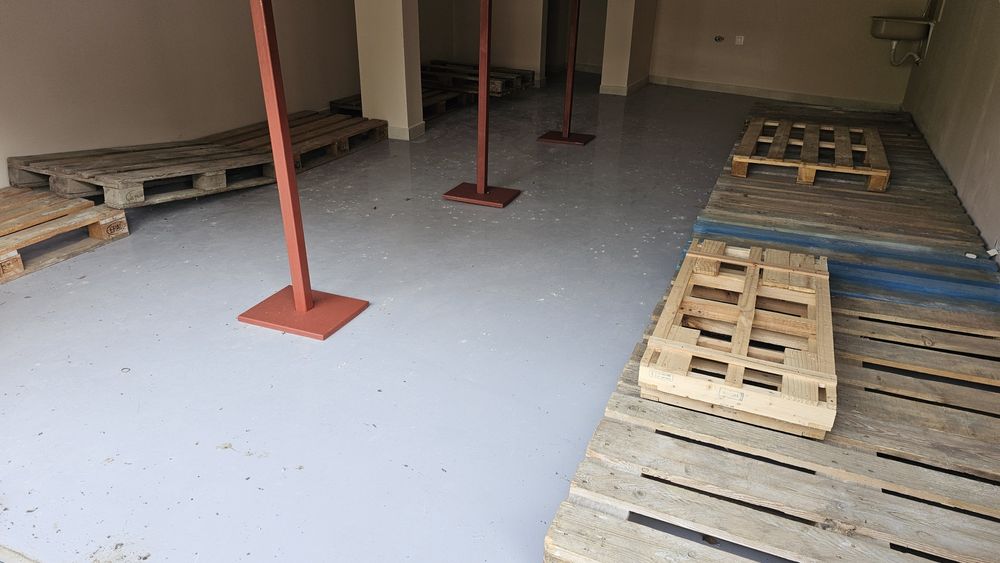 Дава се под наем Гараж / Паркомясто в Плевен, Идеален център - 40 кв.м за 153 € - Снимка #8