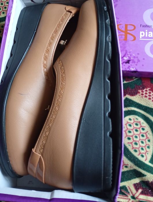 Pantofi dama noi nr.39 pretul 15 lei pret  negociabillei