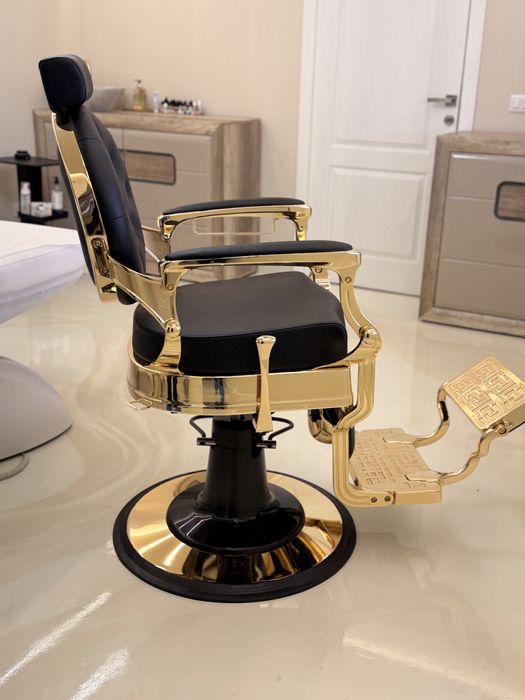 Scaun Barber Gold sau scaun frizerie
