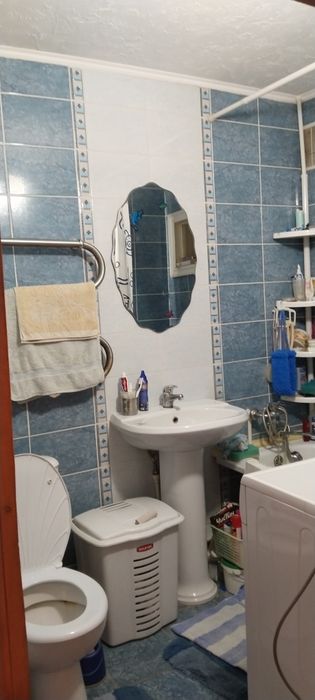 Продается 3-комнатная квартира