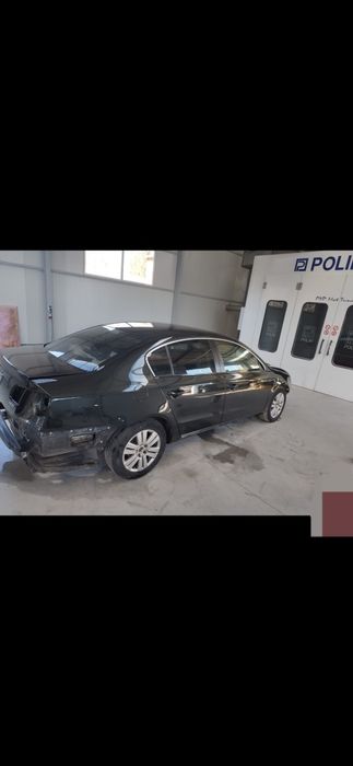 Vopsitorie/Tinichigerie Auto-Polish Faruri