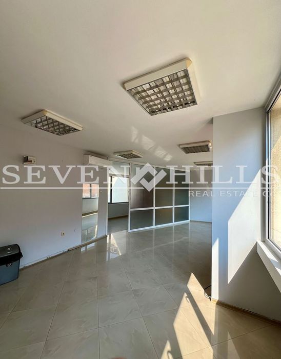Дава се под наем Офис в Пловдив, Център - 64 кв.м за 331.5 € - Снимка #2