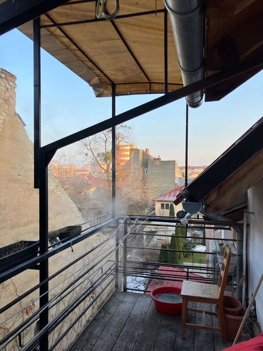 Vand apartament 5 camere zona bld. Victoriei