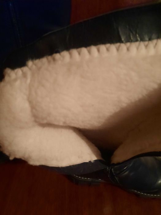 Продам сапожки на девочку