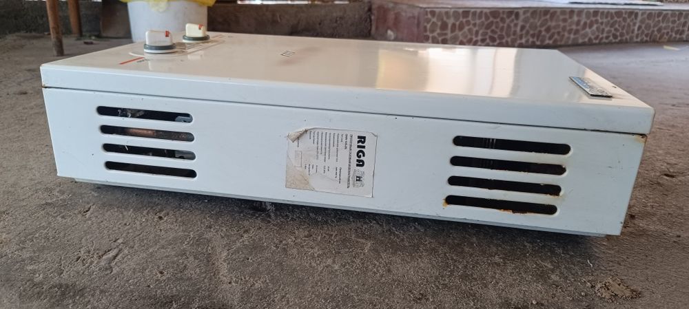 Водонагреватель Riga 10S(B)