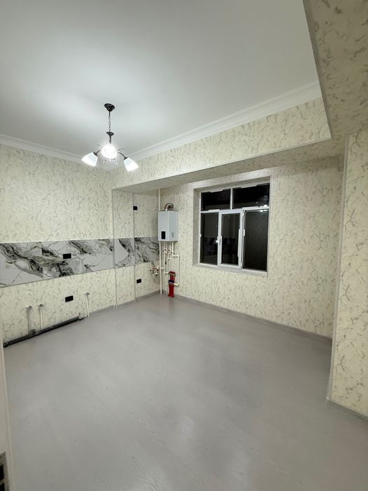 Яшнабад улица Иззат-58 Новостройке продаю квартиру  1/2/8  45м2