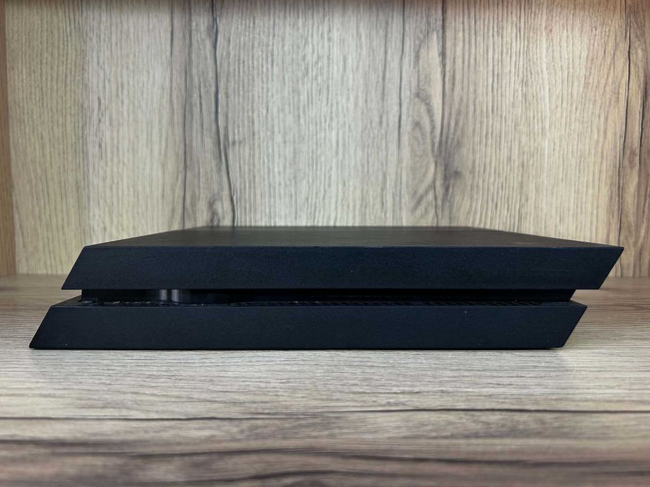 Конзола PlayStation 4 FAT CUH-1216A 500GB