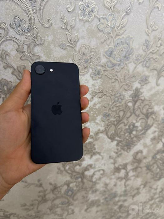 Iphone 16 e sotiladi