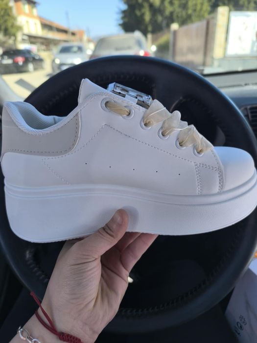 Прекрасни маратонки