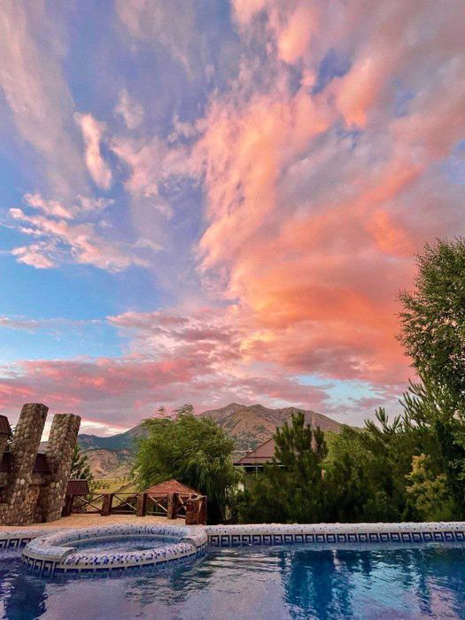 В красивейшем уголке Земли продается готовая дача с видом на Чарвак!