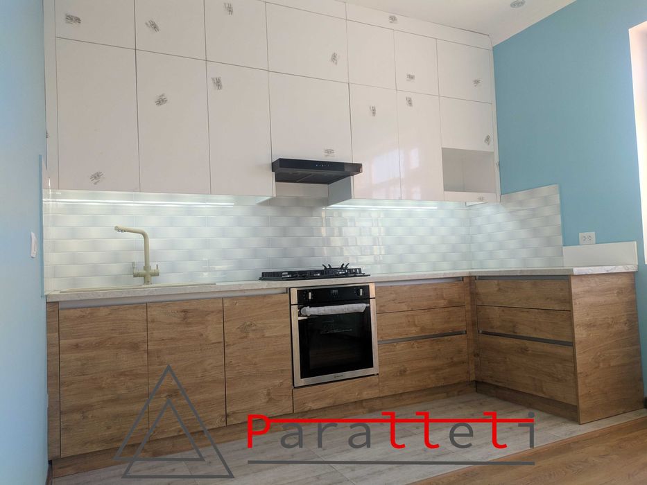 Кухня на заказ! Скромная кухня, современная! Мебель на заказ