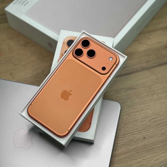 Apple iPhone 17 Pro Max E-Sim 256Gb | 0•0•12 | Гарантия | Trade in