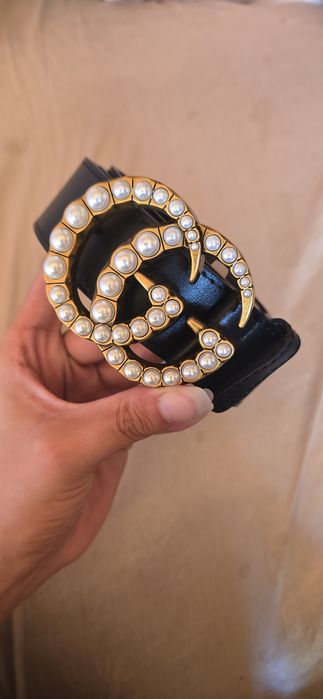 Gucci колан с перли