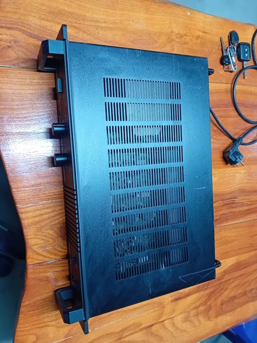 Усилвател  Крайно стъпало и миксер пулт