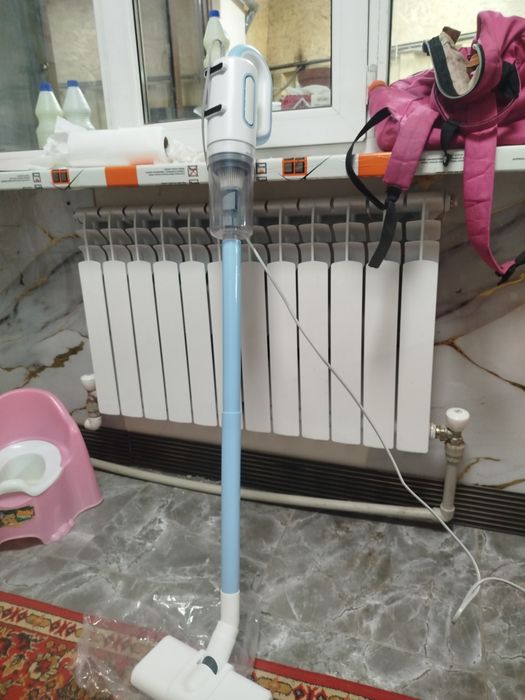 Пылесос TEWON WindFlow белый, голубой