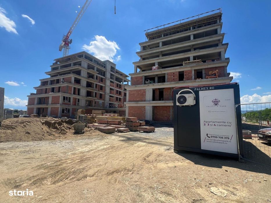 Apartament 4 camere cu terasa si balcon, spatii verzi si loc de joaca