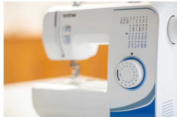 Masina de cusut cu functii multiple - BROTHER RL425