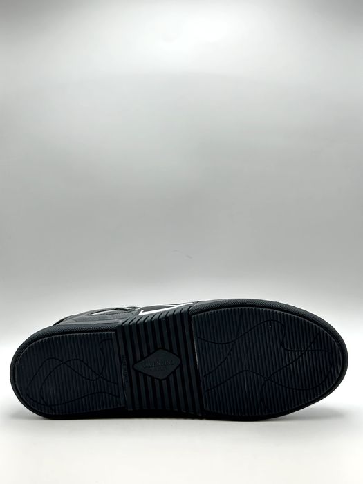 Valentino Low-Top VL7N Black Sneakers