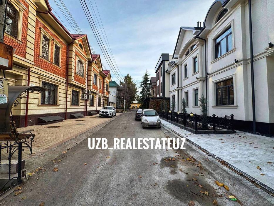 Срочно продаётся Шикарный Дом Самом центре города Никитина