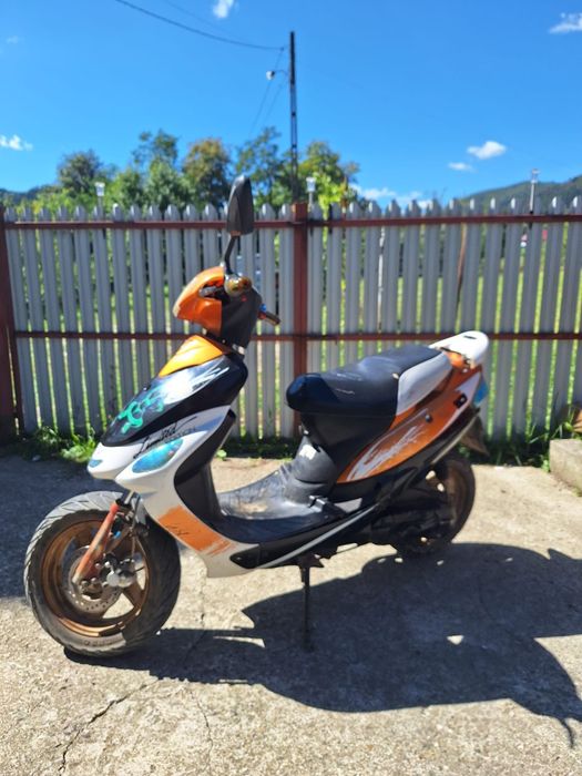 Vând/ schimb doua scutere, urgent‼️