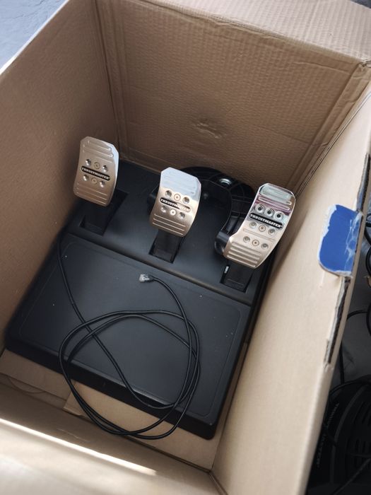 Thrustmaster T300 Rs edition