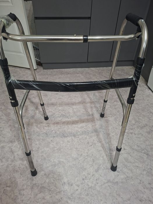 Ходунок для взослых