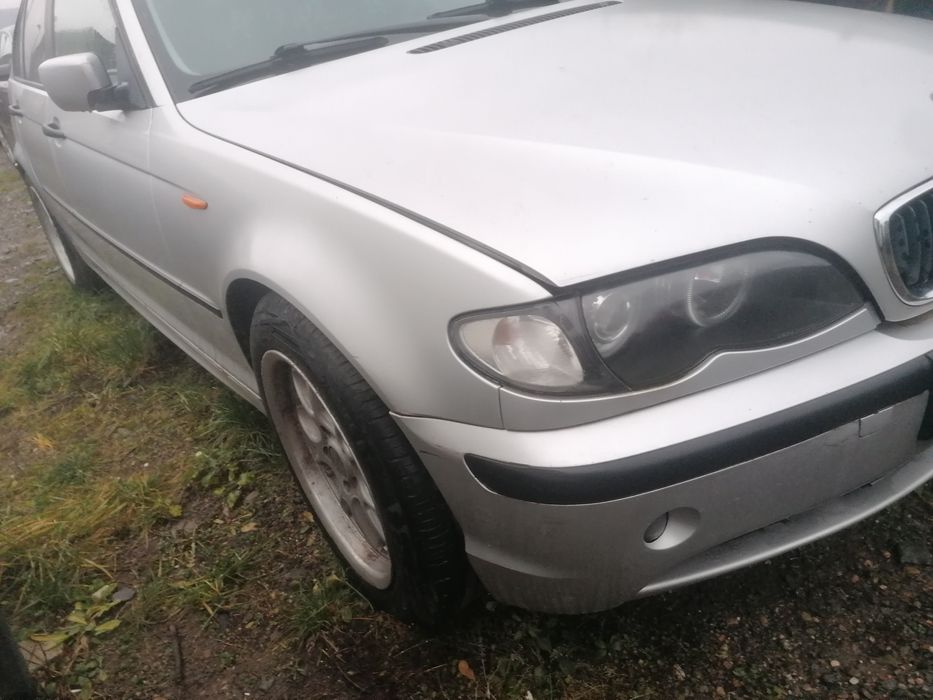 Piese BMW 320 motor faruri sau întreaga