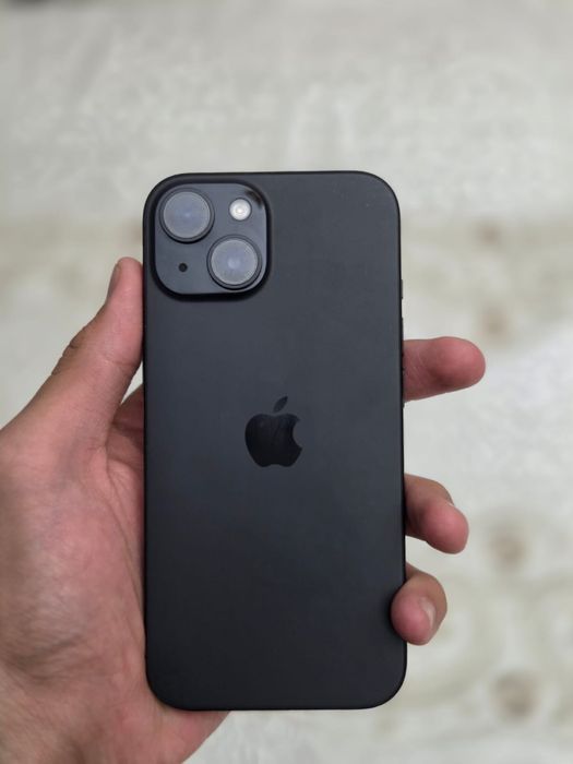 iPhone 15 Black