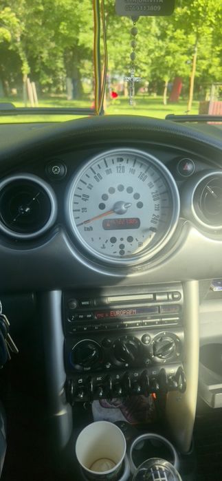 De vanzare Mini Cooper,1.6 benzina,an 2003