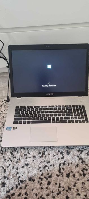Laptop i7 / ASUS N76, 8GB DDR3,SSD 500GB, GT650M 2GB, baterie moarta