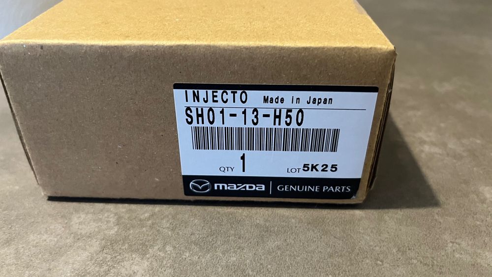 Injector Mazda 2.2 diesel OEM SH0113H50 [NOU]