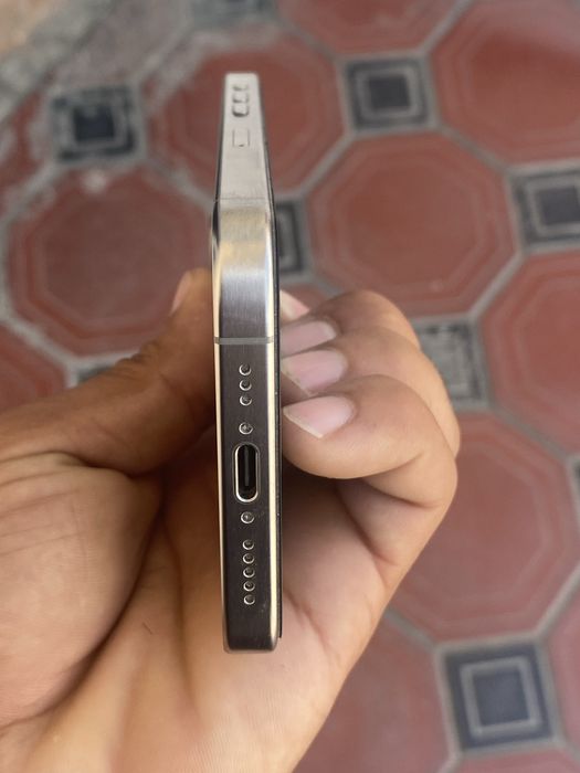 Iphone 15 pro 128 gb