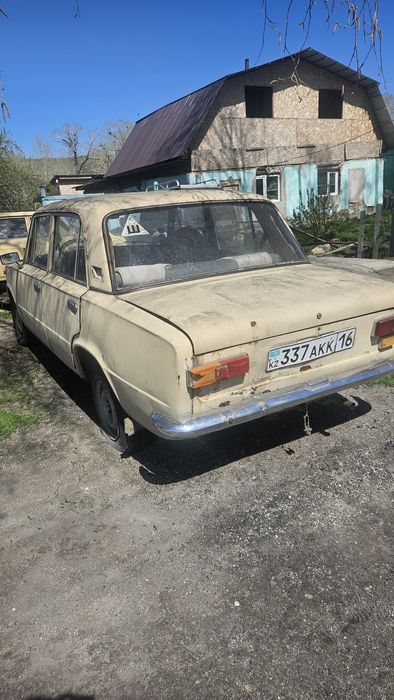 Продам ваз 2101 целиком