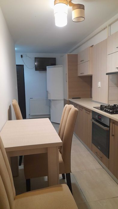 Inchiriez garsoniera 42 mp, total echipata