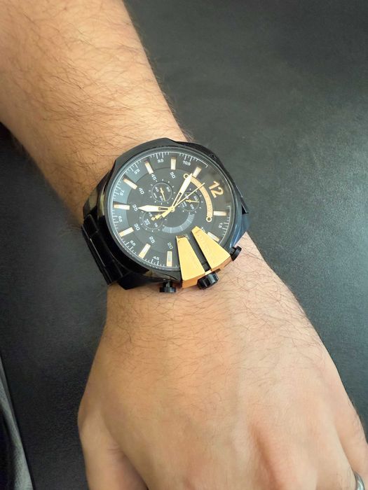 Diesel Mega Chief DZ4309 – мъжки хронограф часовник