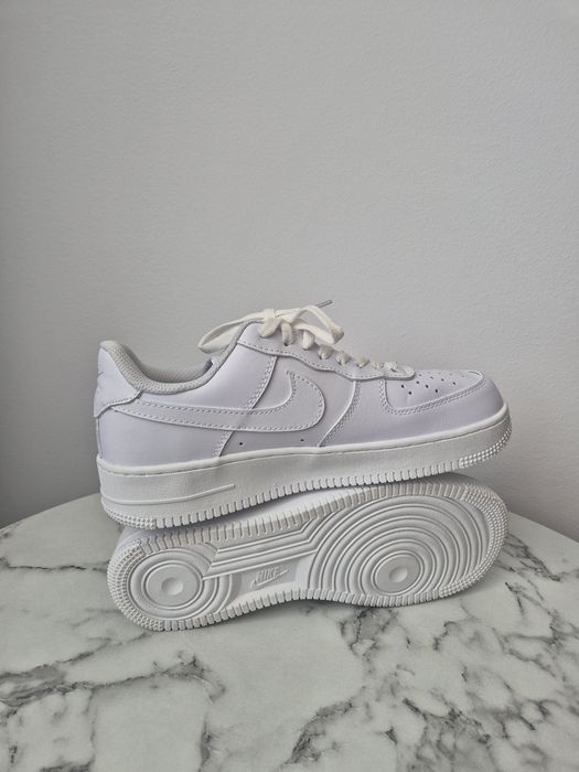 Adidași Nike Air Force 1 '07 "Triple White"