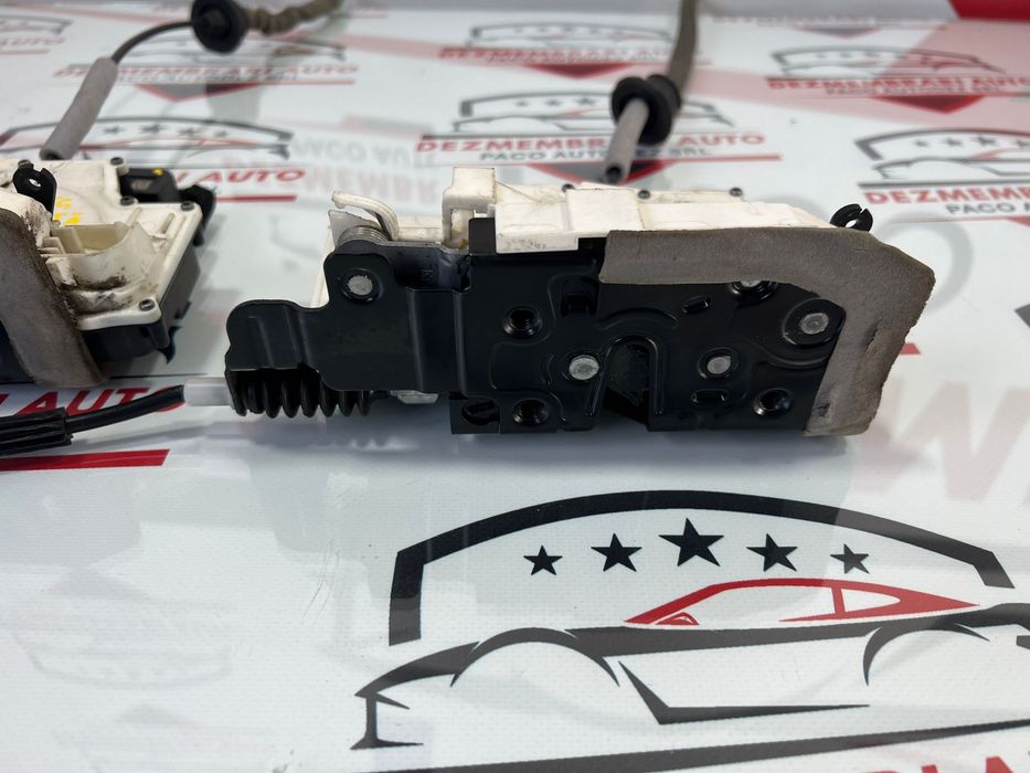 Broasca Stanga Spate OEM Audi A6 C8 A7 C8 Q7 Q8 4M