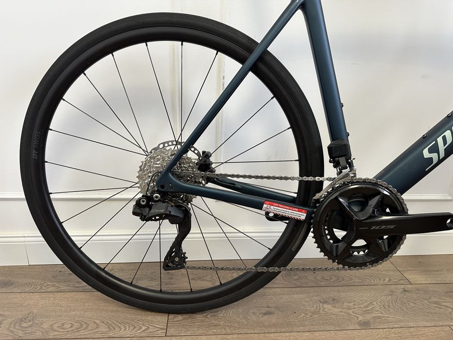 Cursiera Carbon Specialized Roubaix SL8 Comp di2 cu 2x12 speed an 2025
