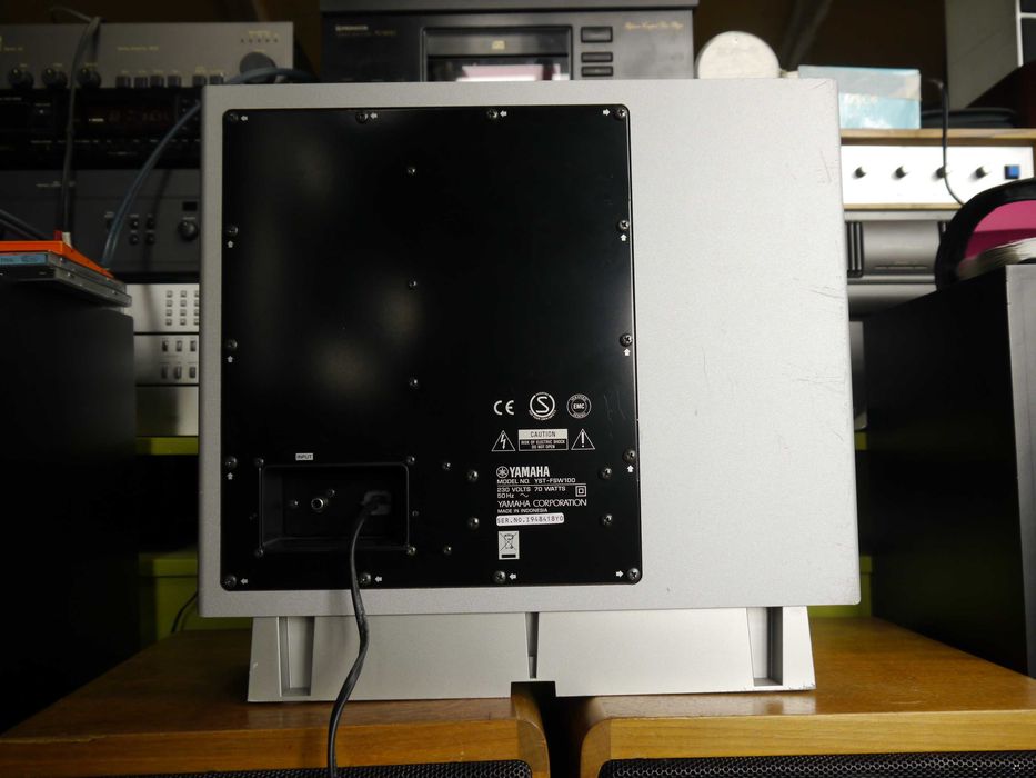 Активен Subwoofer Yamaha YST-FSW100