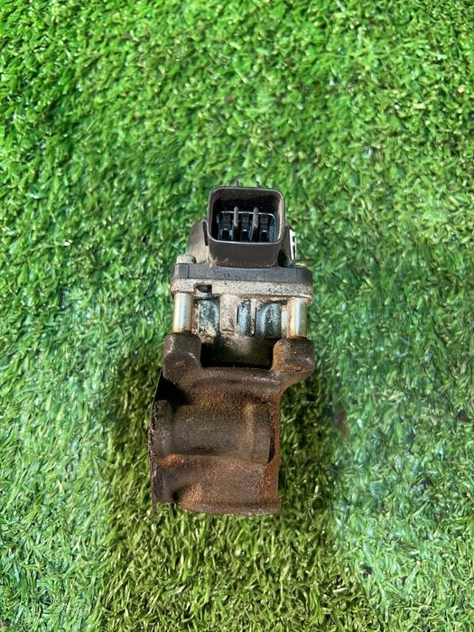 Клапан егр Мазда птичка 626 ФС Mazda FS