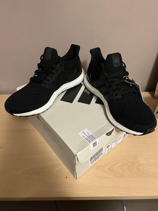 Adidas Ultraboost 1.0; 43 1/3