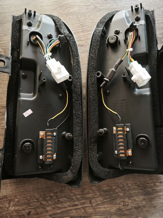 Задние диодные фары Prado 95