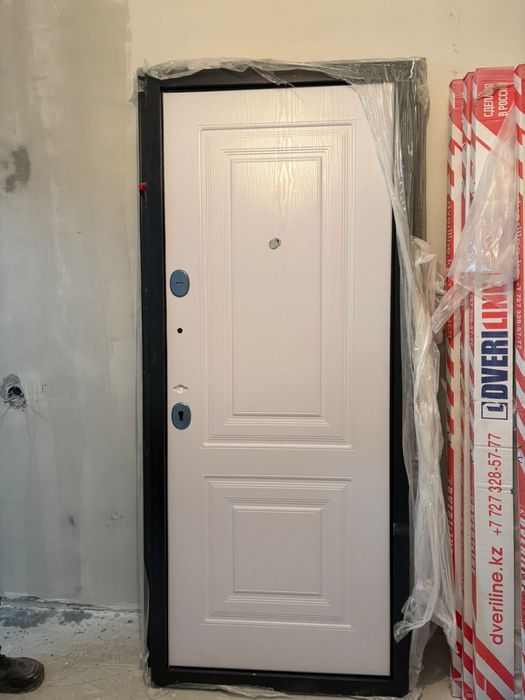 Продам двер наружный новый